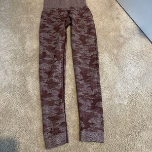 Gymshark XS high waisted camo legging purple